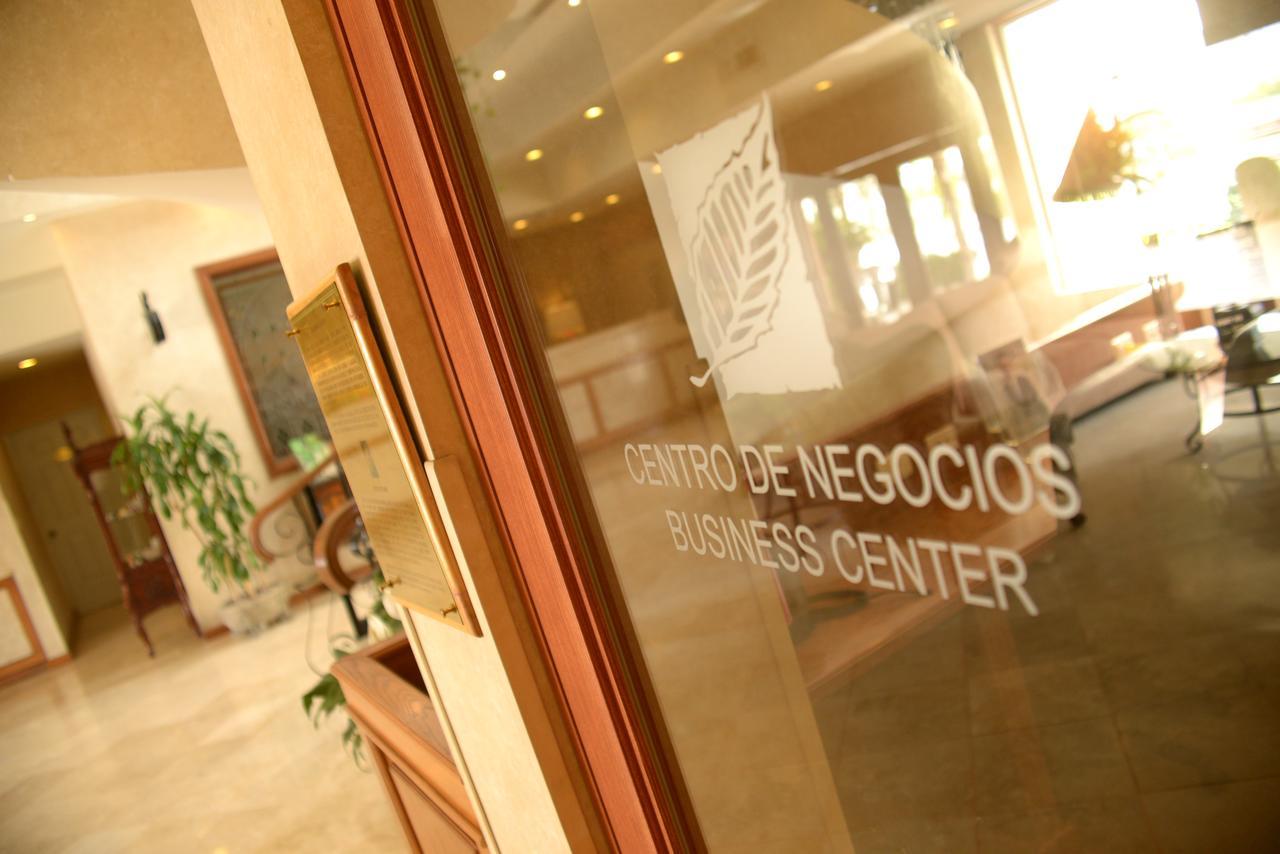 Fresno Galerias Hotel Torreón Екстериор снимка